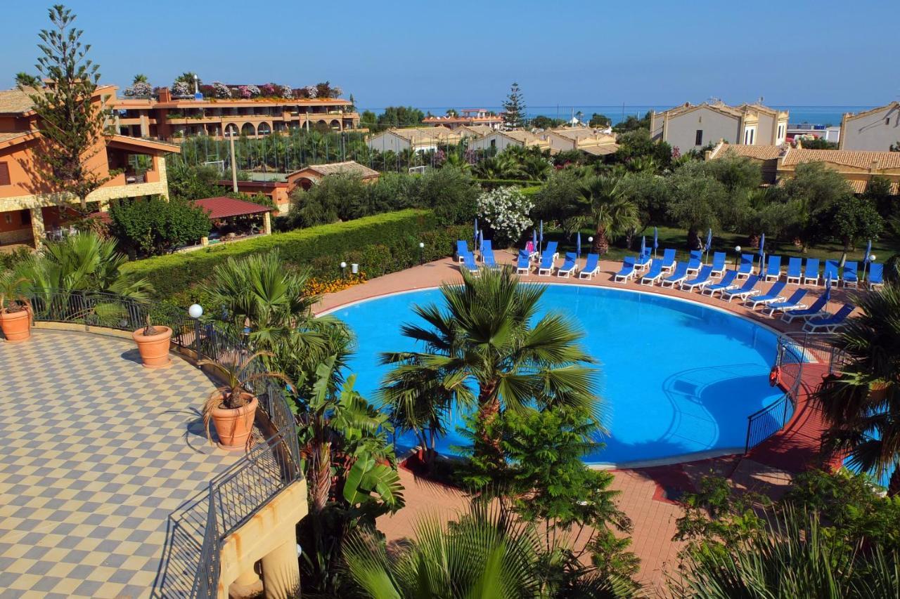 Dolcestate Hotel -Club Campofelice Di Roccella Buitenkant foto